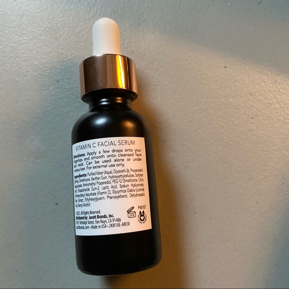 Set of 3 Pearlessence Serums: Rosehip & C Oil, Argan & E Oil, Vit C & Hyaluronic - Picture 4 of 8